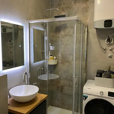 Zeus Apartman